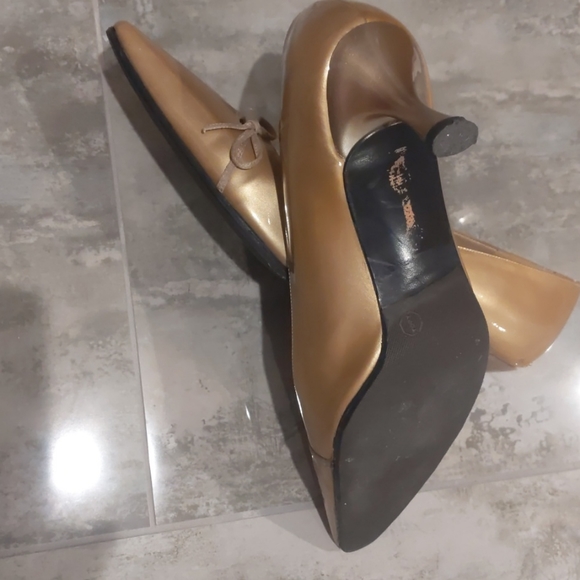 Shoes - Picture 3 of 3